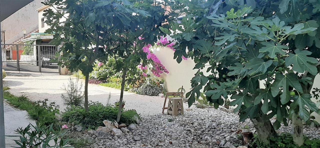 Apartments Figos Τρογκίρ Εξωτερικό φωτογραφία